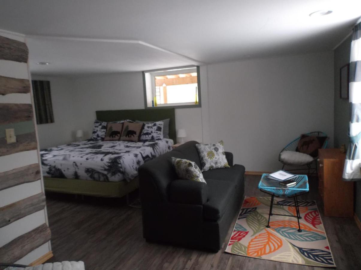 هانتسفيل Bed And Breakfast Comfy & Cozy المظهر الخارجي الصورة
