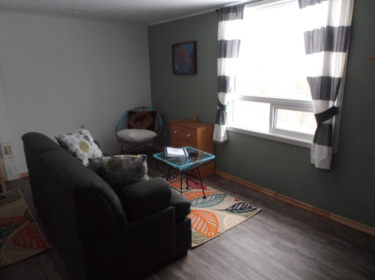 هانتسفيل Bed And Breakfast Comfy & Cozy المظهر الخارجي الصورة